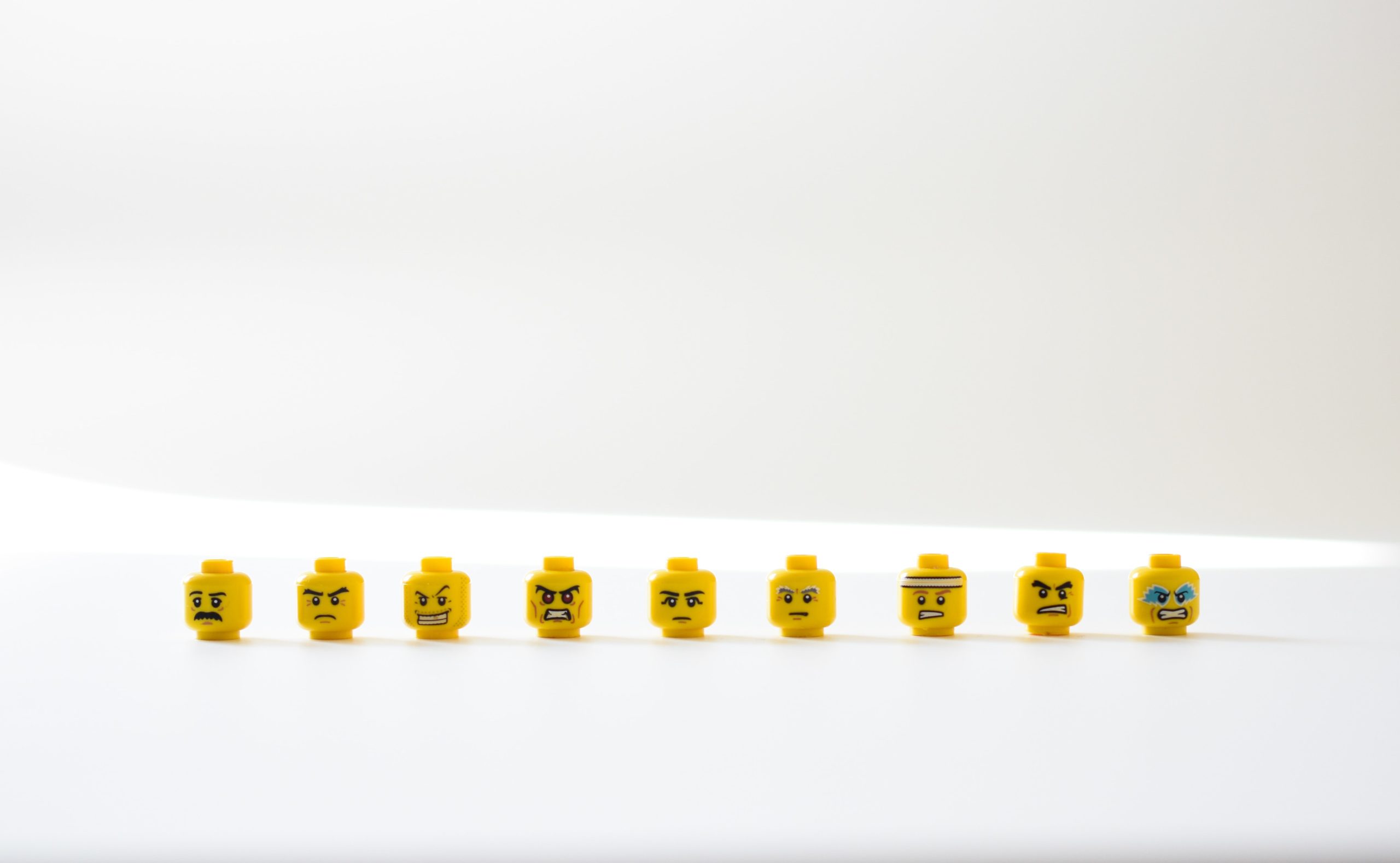 hello-i-m-nik-zYdYz7JlevE-unsplash